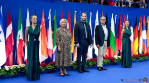 podium all around sfe01271 copia simone ferraro ph